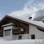 Aurora Appartement *