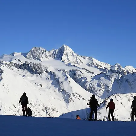 Aurora Апартаменты *